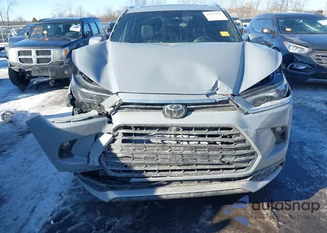 2025 Toyota Grand Highlander Hybrid Platinum Max z USA, uszkodzony, nr VIN 5TDADAB58SS020326